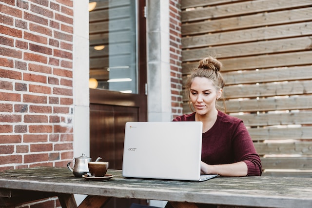 Image of a person studying using a laptop. Photo by Anete Lūsiņa on Unsplash